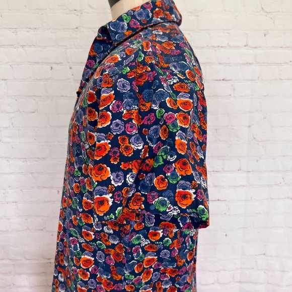 Red Rover Floral Print Short Sleeve Shirt - Size Medium - Picture 4 of 7